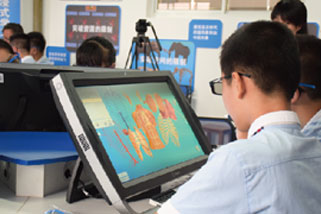 青少年科技教育新篇章：编程能力等级标准引领数字人才培育